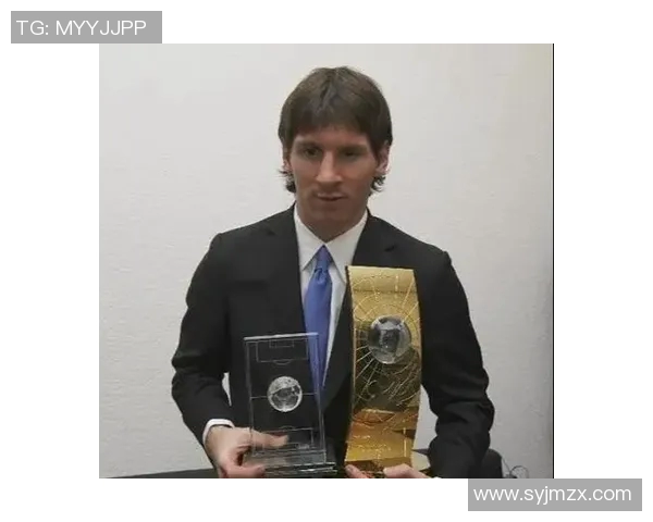 全球足球历史最具影响力球员排行榜前十名及其辉煌成就分析